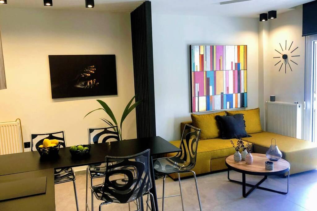 Апартаменты Vyron 1 Elegance Неа-Миханиона Экстерьер фото